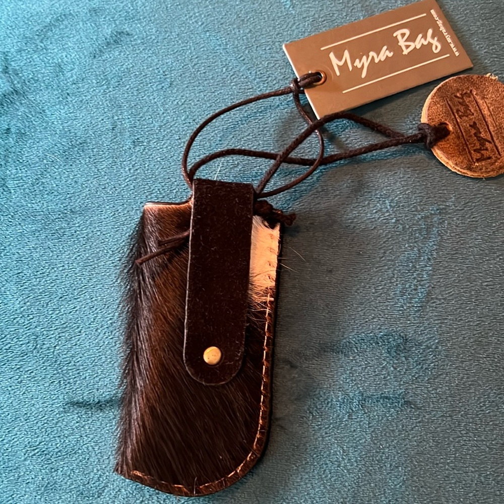 Myra Bag Black Tiger Knife Cover